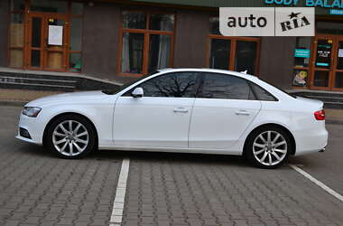 Седан Audi A4 2013 в Луцке