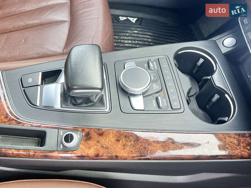 Седан Audi A4 2016 в Черкасах