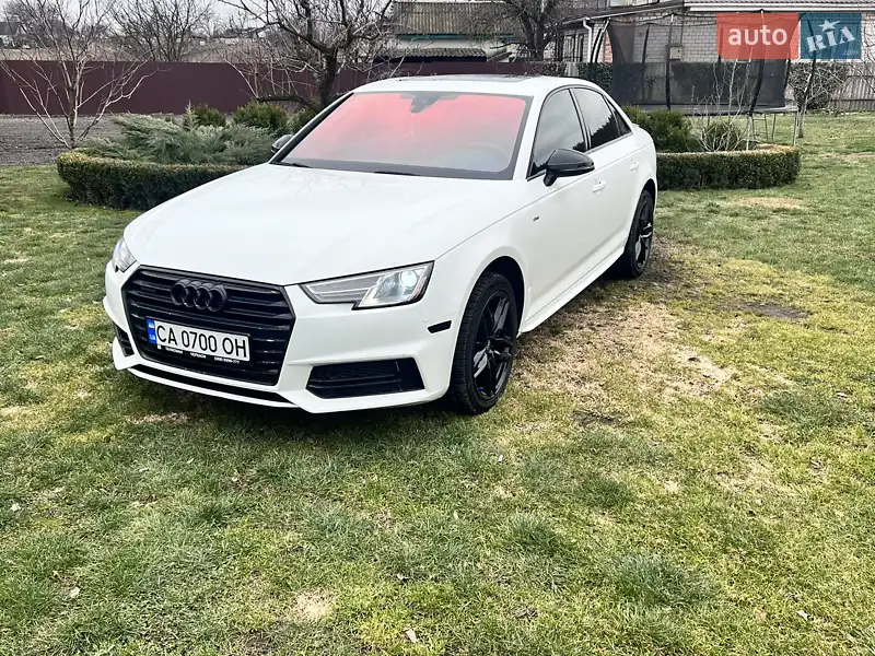 Седан Audi A4 2016 в 