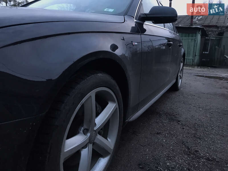 Седан Audi A4 2011 в Одессе