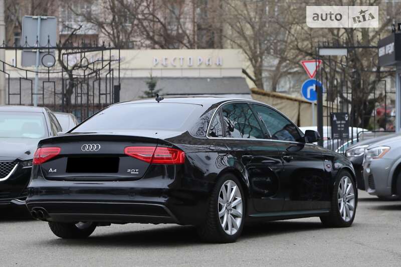 Седан Audi A4 2014 в Киеве