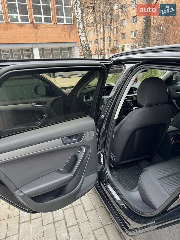 Універсал Audi A4 2013 в Рівному