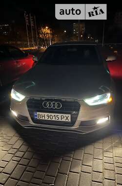 Седан Audi A4 2015 в Одессе