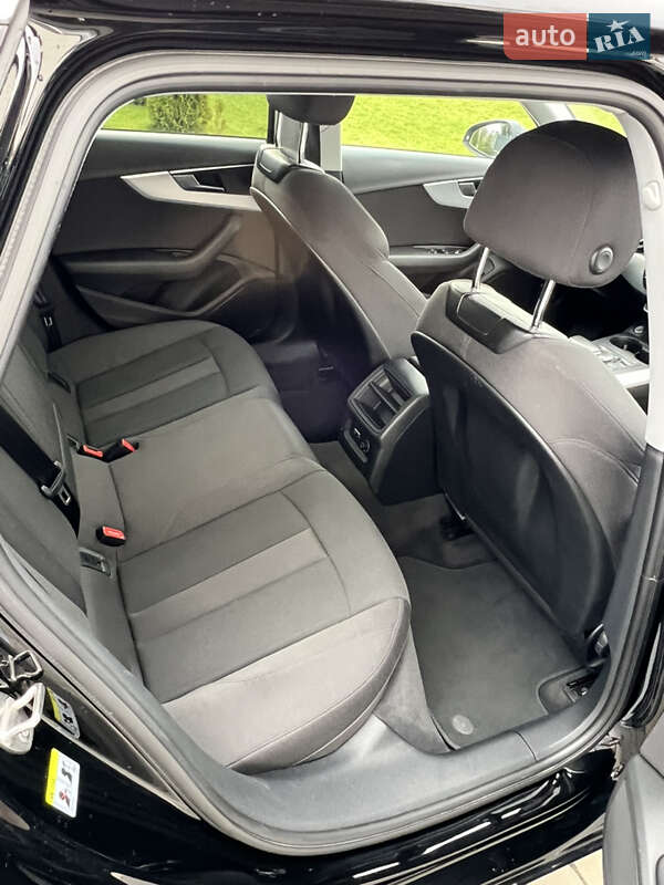 Универсал Audi A4 2018 в Черкассах