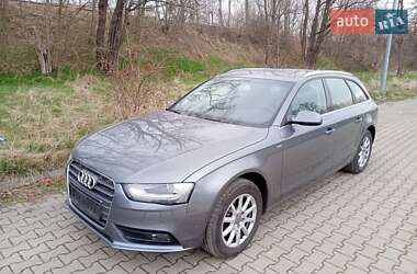Универсал Audi A4 2012 в 