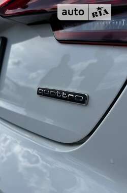 Седан Audi A4 2018 в Полтаве