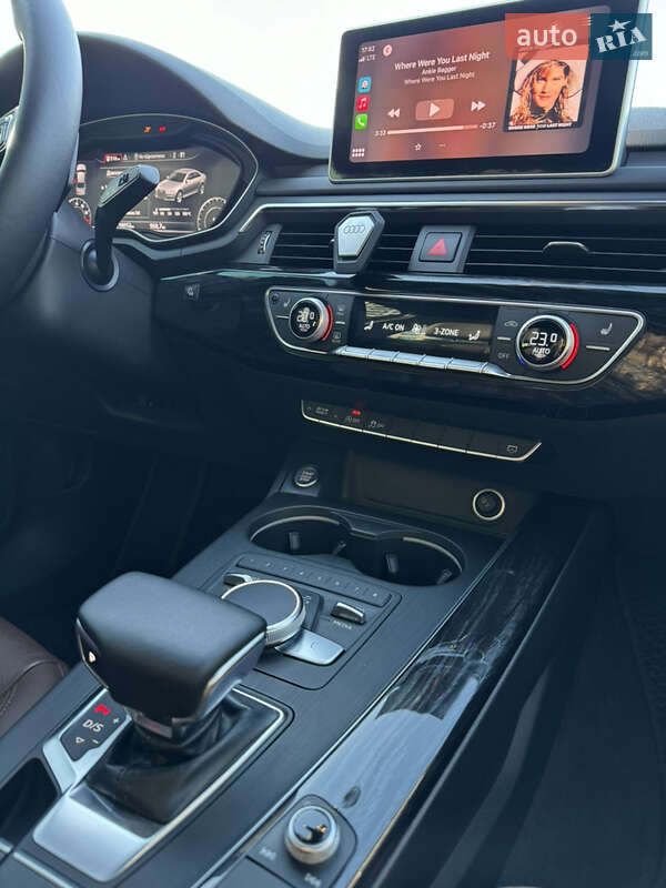 Седан Audi A4 2016 в Києві