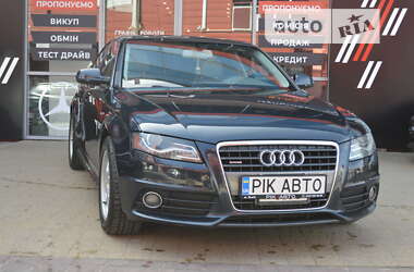 Седан Audi A4 2011 в Львові