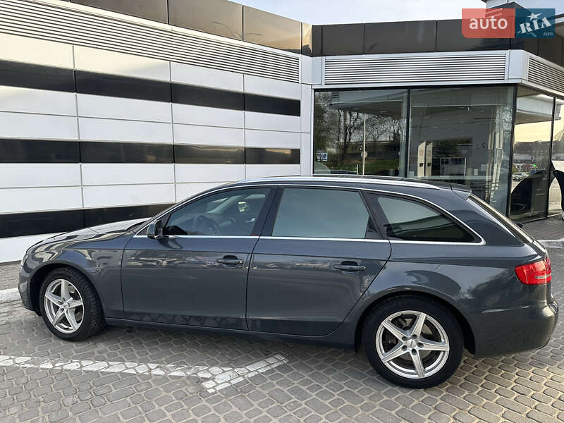 Универсал Audi A4 2010 в Львове