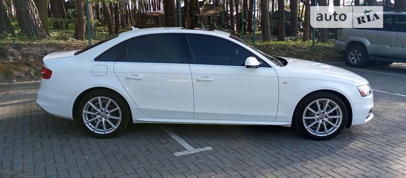 Седан Audi A4 2016 в Луцьку