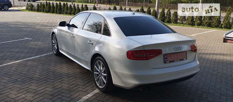 Седан Audi A4 2016 в Луцьку