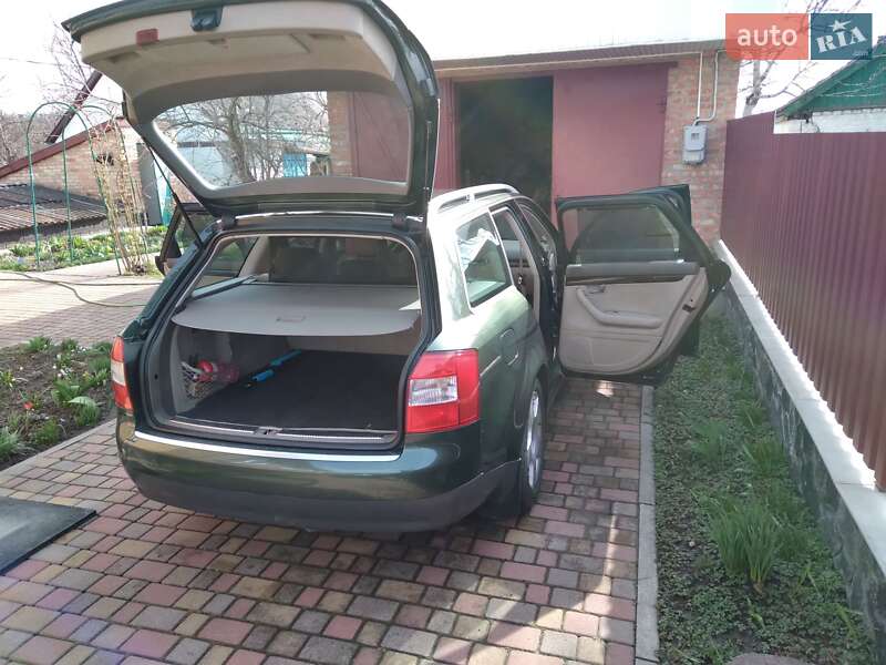 Универсал Audi A4 2002 в Киеве