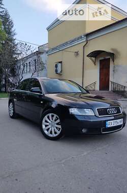 Седан Audi A4 2003 в Краснограді