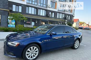 Седан Audi A4 2012 в Виннице