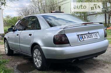 Седан Audi A4 1996 в Киеве