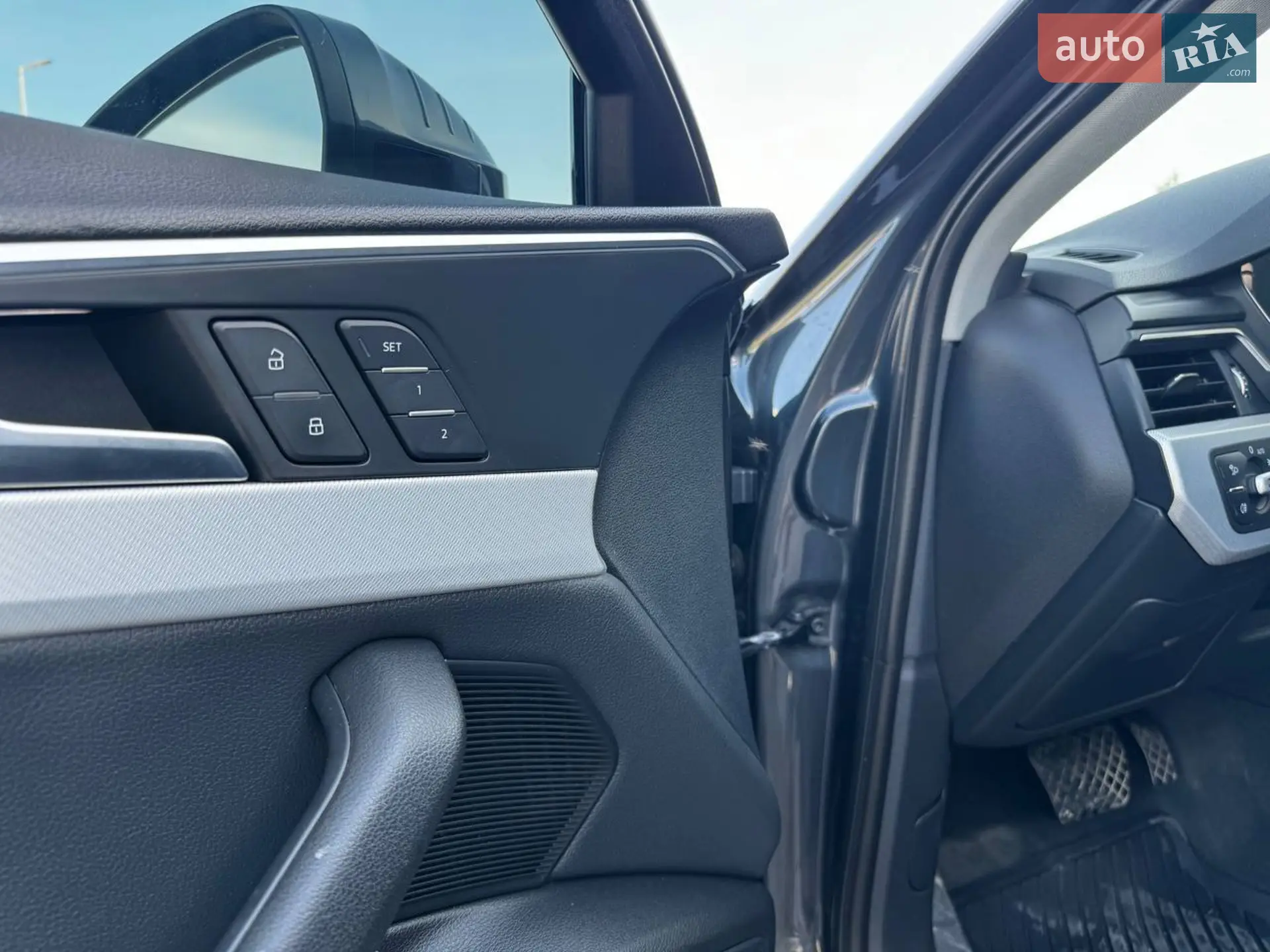 2016 Audi A4 - мініатюра 6