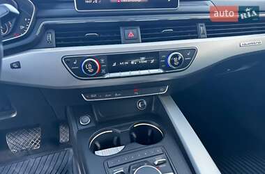 Седан Audi A4 2016 в Ивано-Франковске