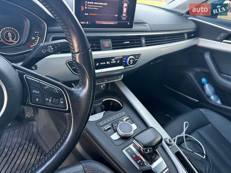 Седан Audi A4 2016 в Івано-Франківську