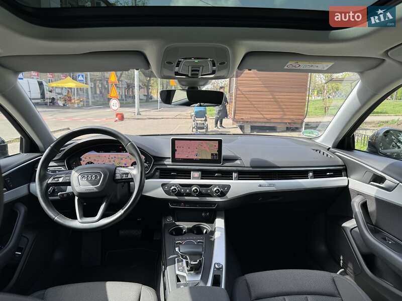 Универсал Audi A4 2018 в Киеве
