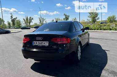 Седан Audi A4 2011 в Киеве