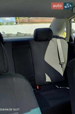 Седан Audi A4 1996 в Дрогобыче