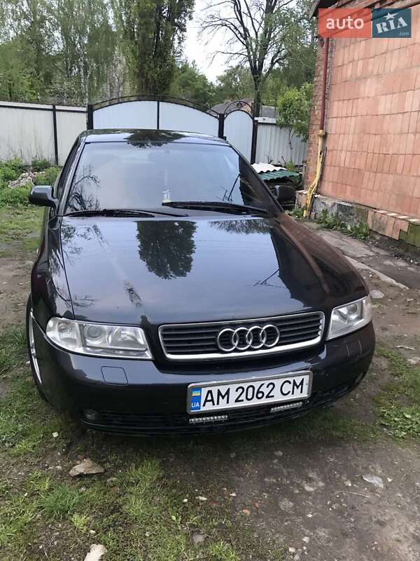 Седан Audi A4 1999 в Житомире