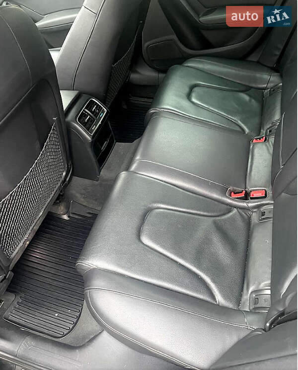Седан Audi A4 2011 в Хмельницькому