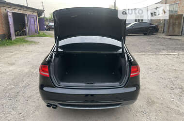 Седан Audi A4 2011 в Полтаве