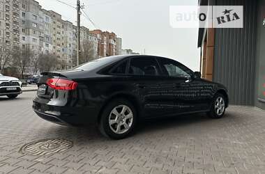 Седан Audi A4 2015 в Хмельницькому