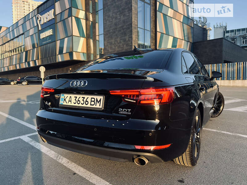 Седан Audi A4 2016 в Киеве