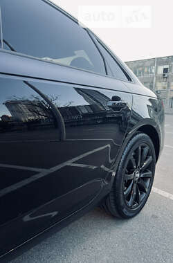 Седан Audi A4 2016 в 