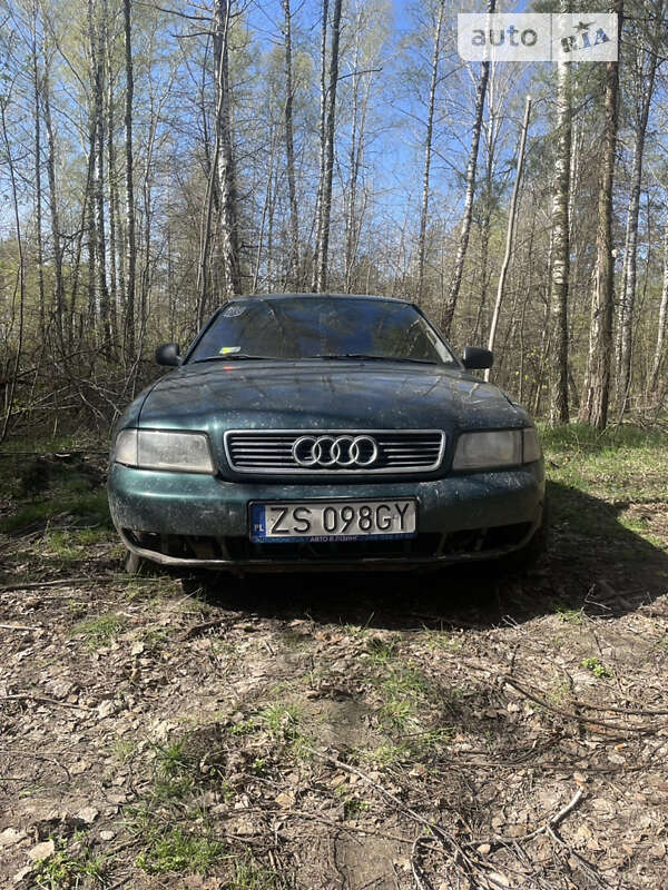 Седан Audi A4 1996 в Бородянці