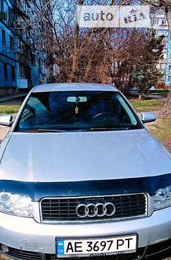 Седан Audi A4 2003 в Новомосковске