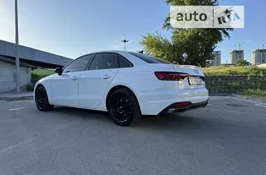 Седан Audi A4 2021 в Киеве