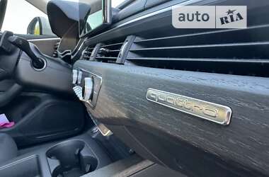 Седан Audi A4 2021 в Киеве