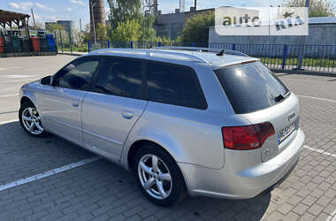 Универсал Audi A4 2005 в Нововолынске