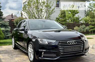 Седан Audi A4 2017 в Виннице