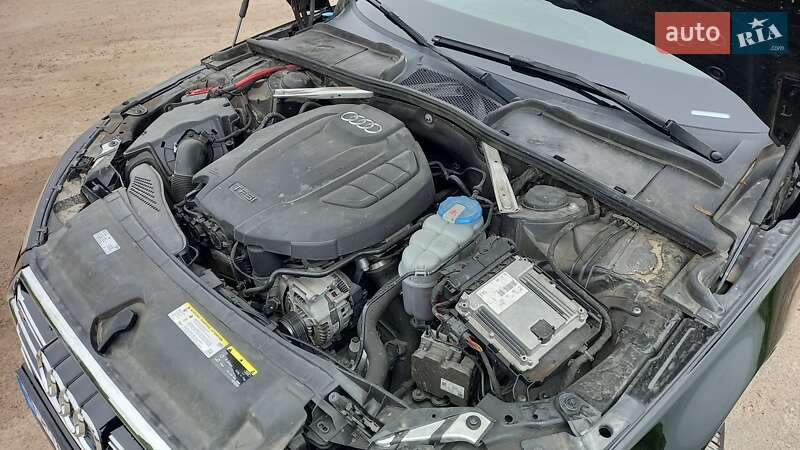 Седан Audi A4 2018 в Одессе