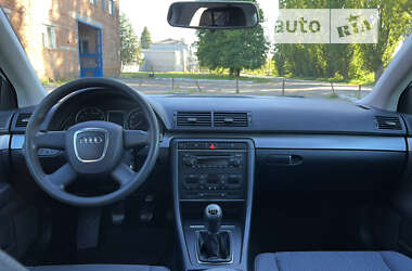 Седан Audi A4 2006 в Лубнах