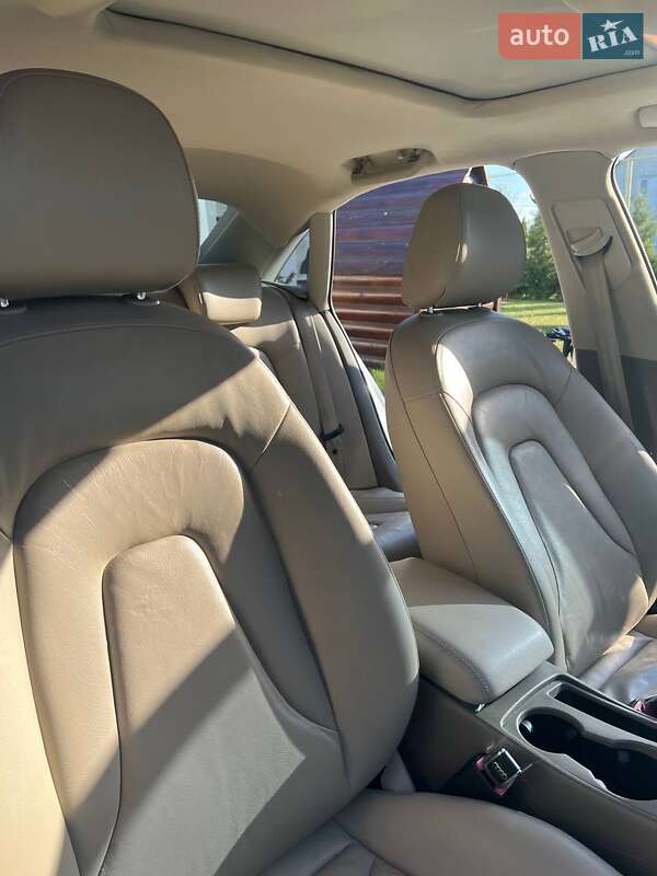 Седан Audi A4 2008 в Ратным