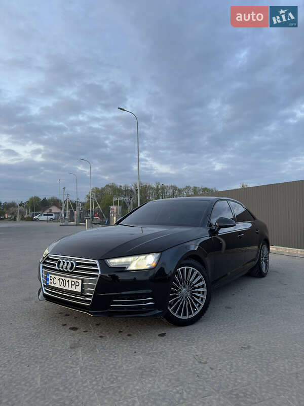 Седан Audi A4 2017 в Львове
