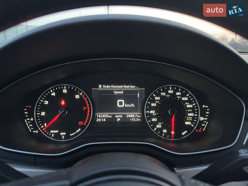 Седан Audi A4 2017 в Львове