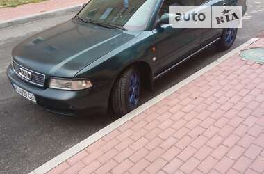 Седан Audi A4 1996 в Тернополі