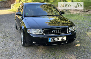 Седан Audi A4 2004 в Луцке