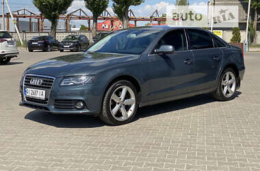 Седан Audi A4 2010 в Киеве