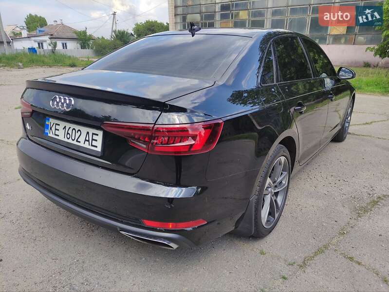 Седан Audi A4 2019 в Каменском