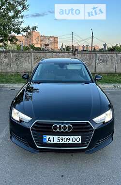 Универсал Audi A4 2017 в Киеве