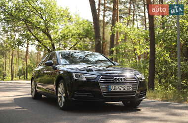 Седан Audi A4 2017 в 
