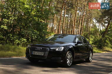 Седан Audi A4 2017 в 