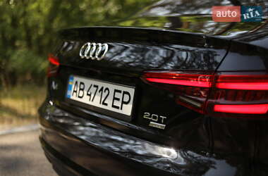 Седан Audi A4 2017 в 